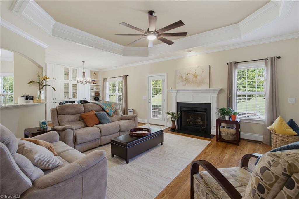 8510 Point Oak Drive