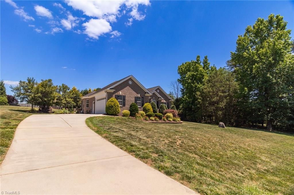 8510 Point Oak Drive