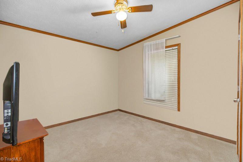 1030 Endeavour Lane, Walnut Cove, North Carolina image 25