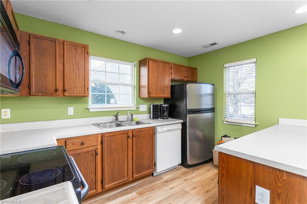 1124 Glory Vine Road, Whitsett, North Carolina image 9