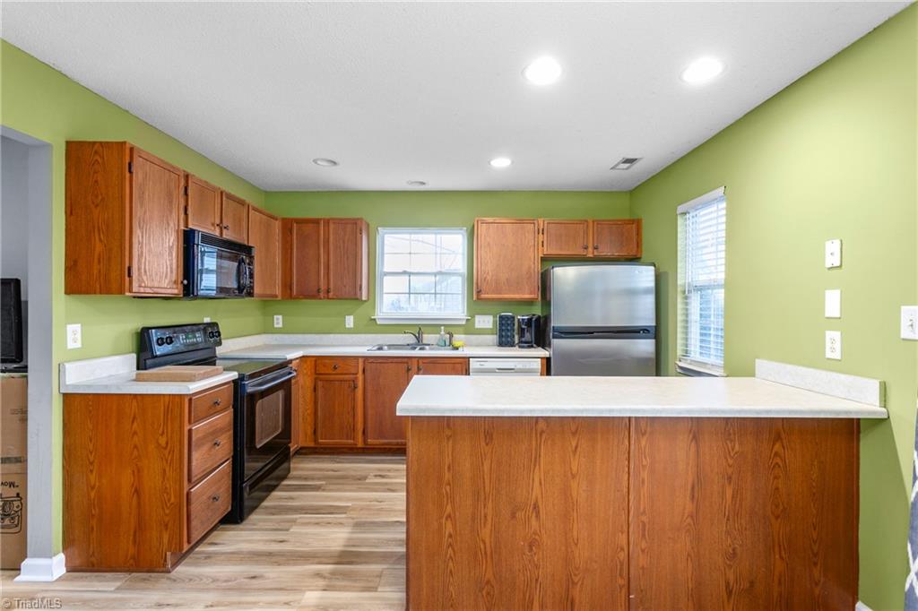 1124 Glory Vine Road, Whitsett, North Carolina image 7
