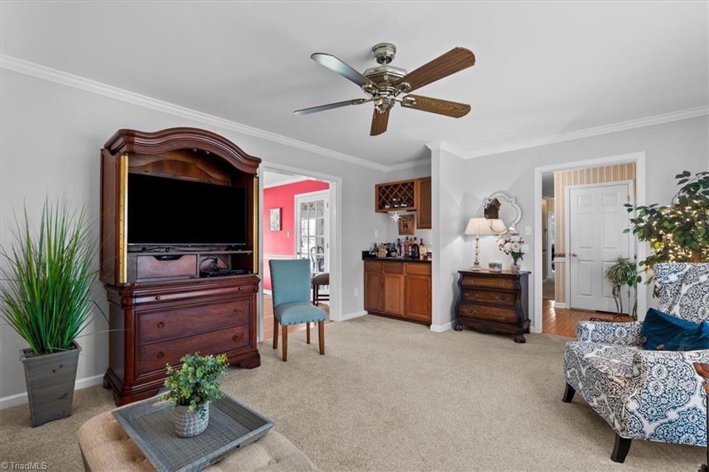 Summerfield, North Carolina 27358, United States, 4 Bedrooms Bedrooms, ,2 BathroomsBathrooms,Residential,Pending,207656