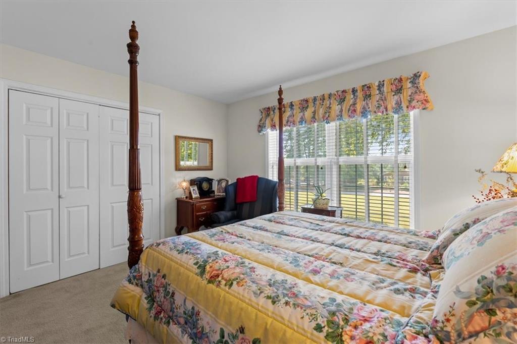 Summerfield, North Carolina 27358, United States, 4 Bedrooms Bedrooms, ,2 BathroomsBathrooms,Residential,Pending,207656