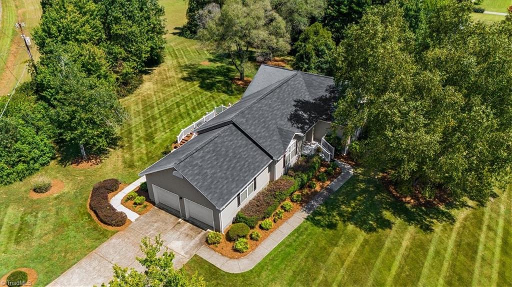 Summerfield, North Carolina 27358, United States, 4 Bedrooms Bedrooms, ,2 BathroomsBathrooms,Residential,Pending,207656