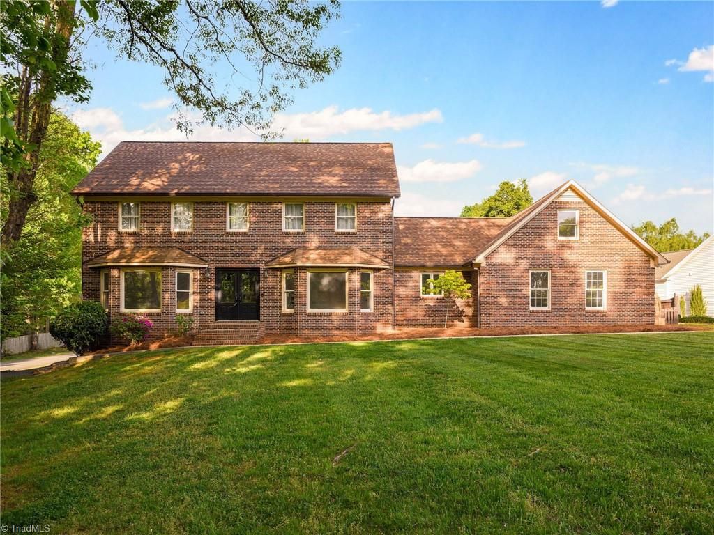 Photo of 466 Windsor Park Road, Kernersville, NC 27284 (MLS # 1216673)