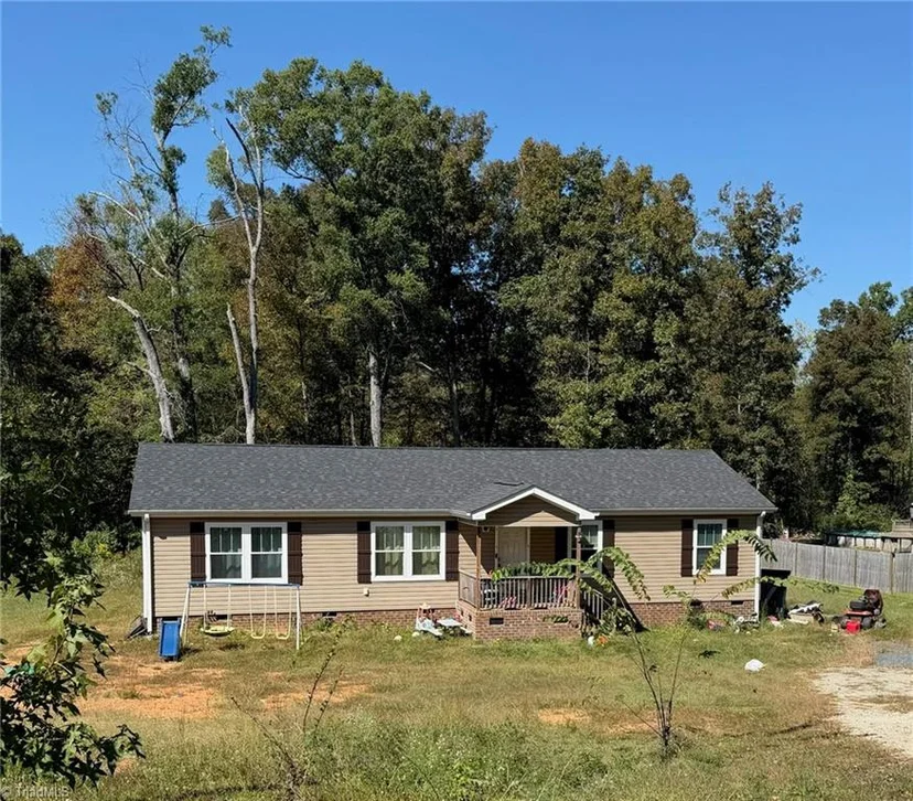 977 N Main Street, photo 1 of 1