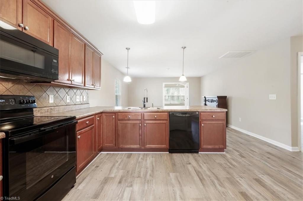 5879 Odenton Lane, Pfafftown, North Carolina image 13