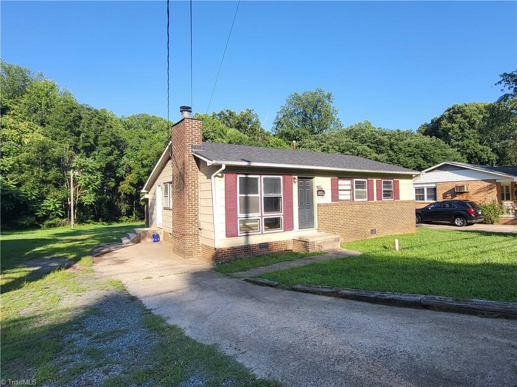 1529 Pleasant Street, Winston-salem, NC, 27107