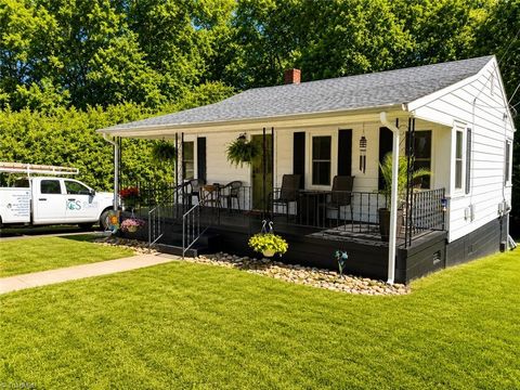 Homes For Sale - 158 Wisconsin Avenue<br/> Surry County, Elkin, NC 28621