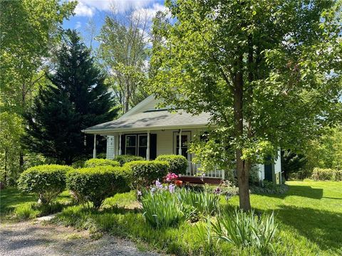 A home in Elkin