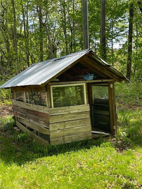 A home in Elkin