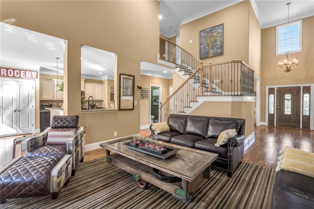 5216 Overlea Drive, Greensboro, North Carolina image 6