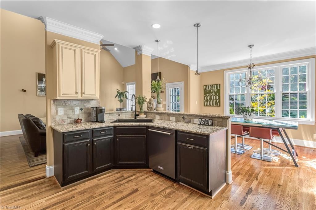 5216 Overlea Drive, Greensboro, North Carolina image 11