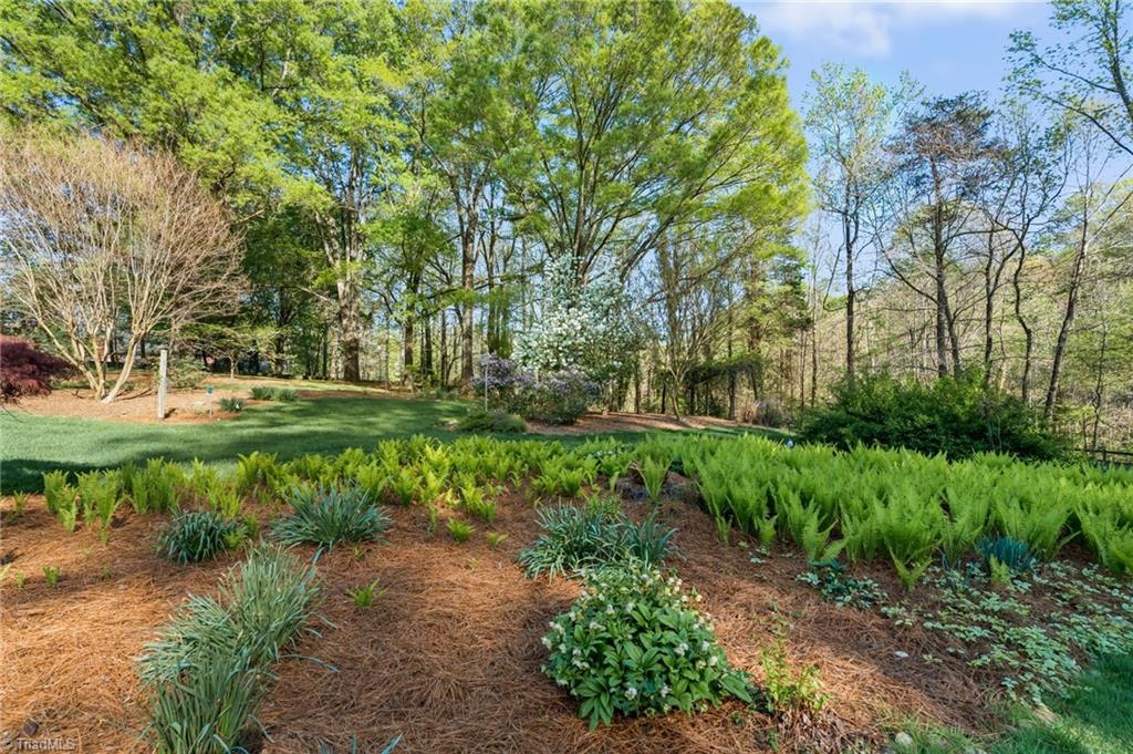1511 Crestlin Drive, High Point, North Carolina image 6