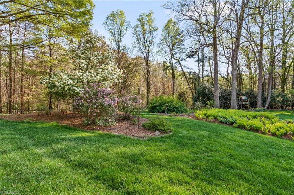 1511 Crestlin Drive, High Point, North Carolina image 7