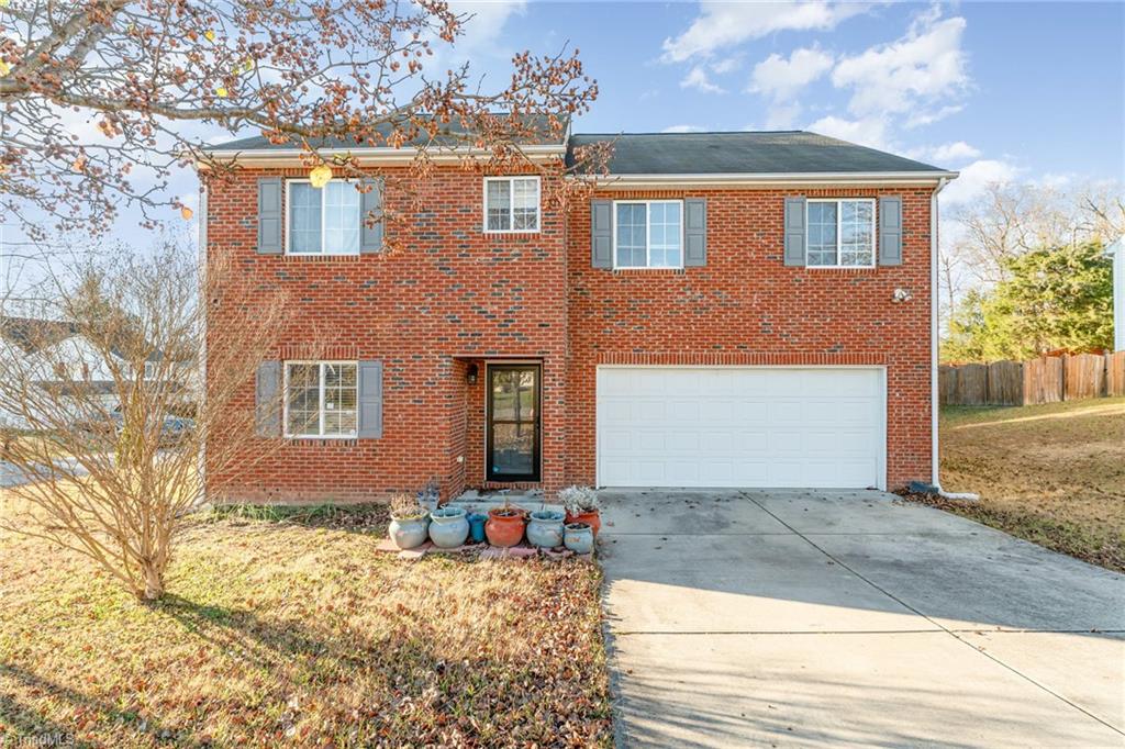 1123 Edinburgh Drive