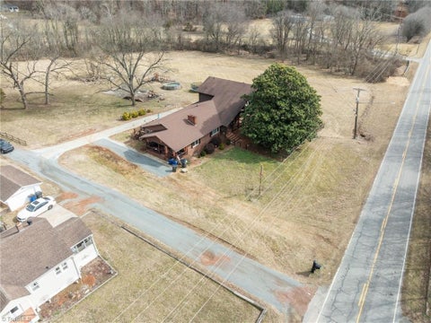 Homes For Sale - 5709 Old Rural Hall Road<br/> Winston-Salem, NC 27105