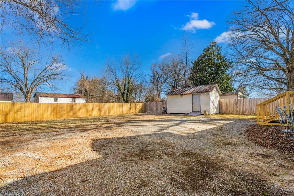 1127 W Webb Avenue, Burlington, North Carolina image 36