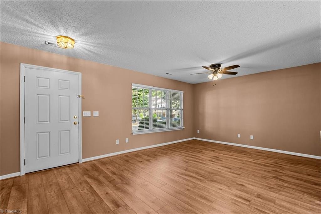 41 Tannenbaum Circle