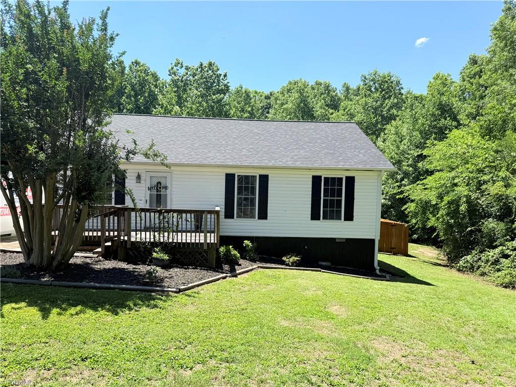 Photo of 215 Midbrook Run, Lexington, NC 27295 (MLS # 1223639)