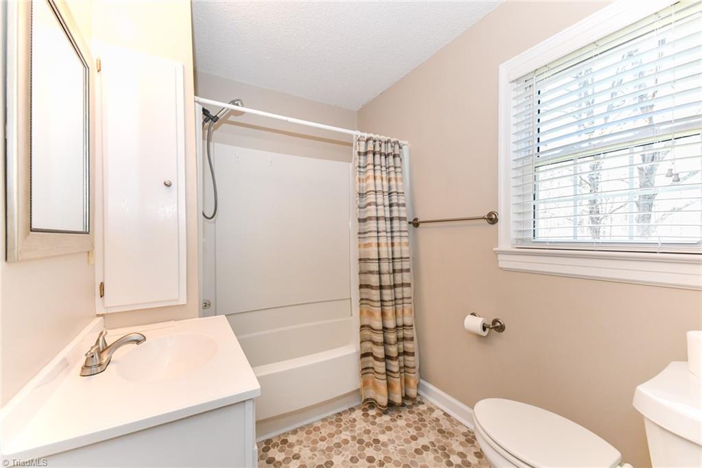 9409 Archdale Road, Trinity, North Carolina image 38