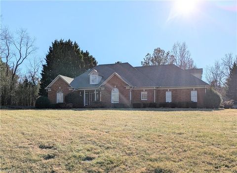 1845 Indian Trail Eden NC 27288