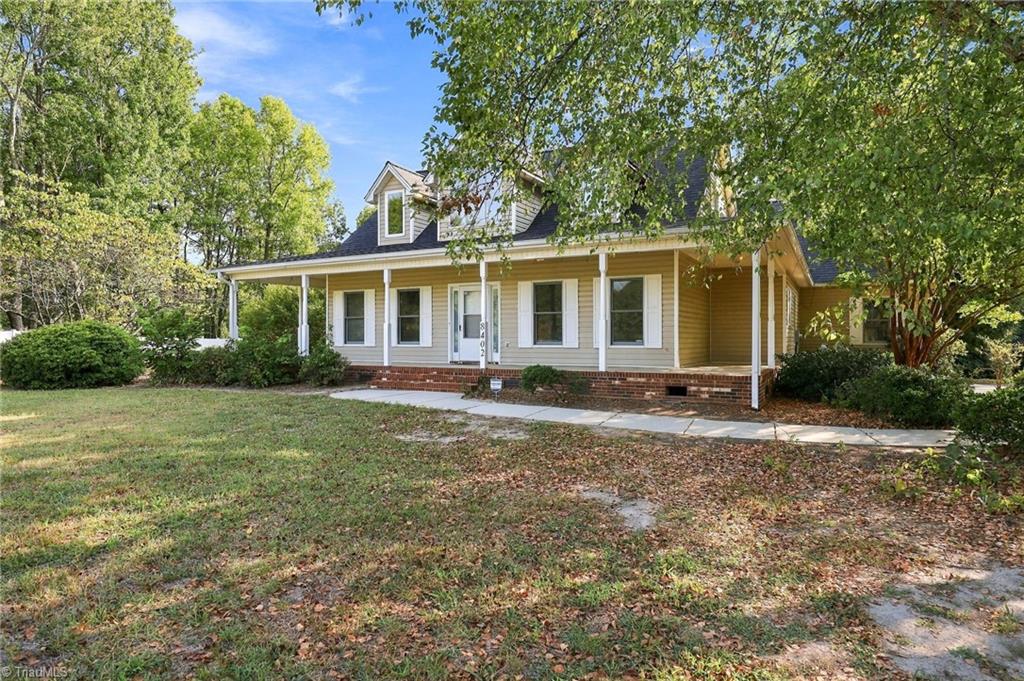 Photo of 8402 Deer Path Court, Stokesdale, NC 27357 (MLS # 1236155)