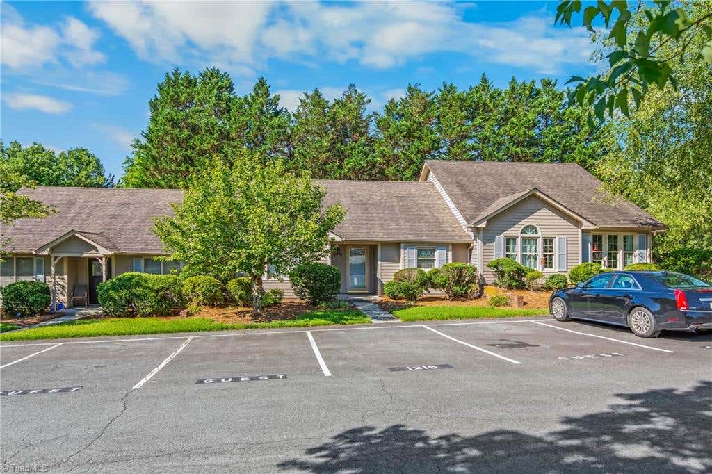 Photo of 1216 Watermark Court, High Point, NC 27265 (MLS # 1230029)
