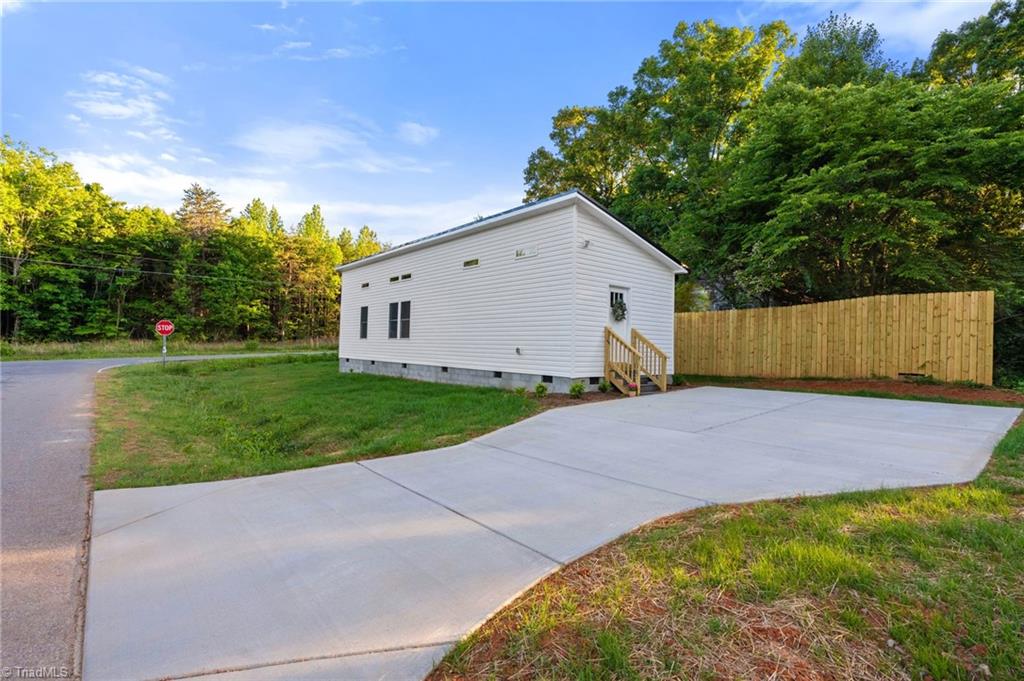 108 Sunflower Road, Reidsville, North Carolina image 26