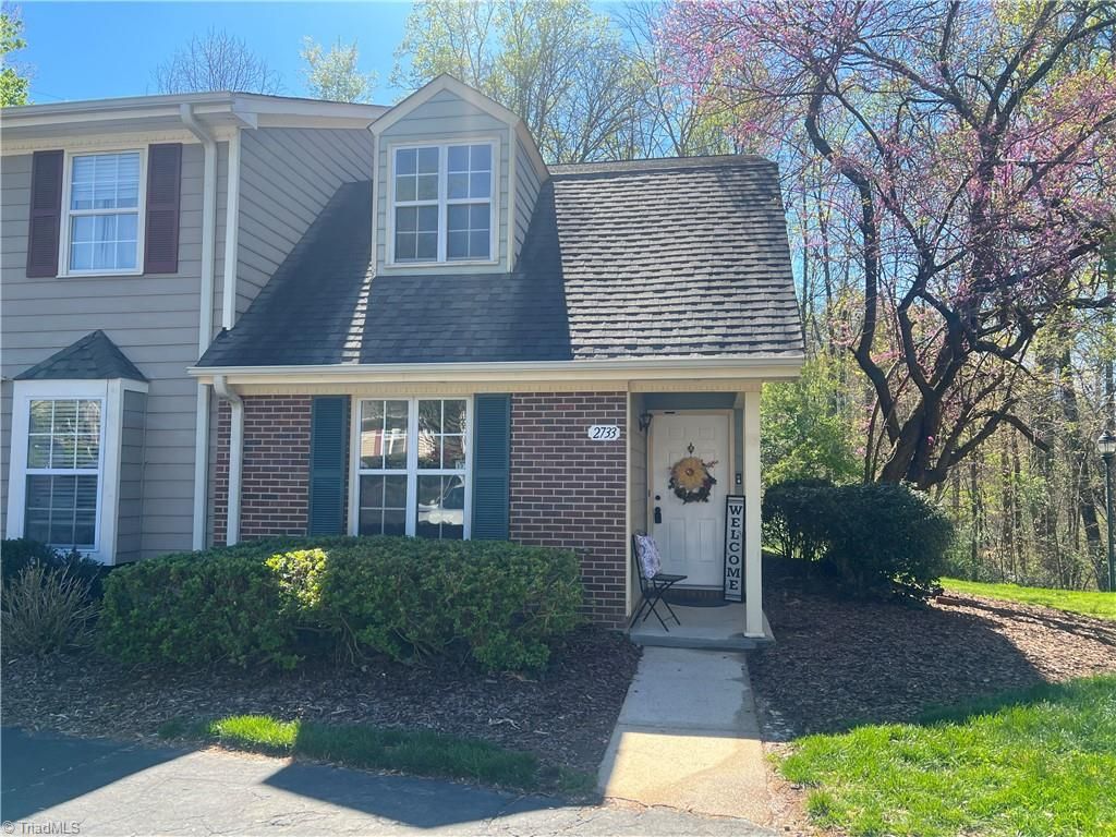 Photo of 2733 Cottage Place, Greensboro, NC 27455 (MLS # 1214066)