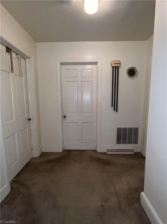 718 Ellwood Drive, High Point, North Carolina image 15