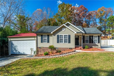 1913 Levance Street Asheboro NC 27203