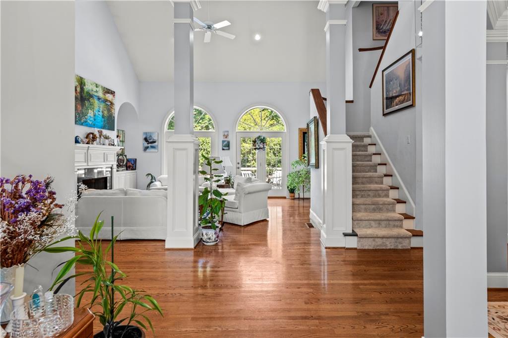 1513 Barrington Way Court