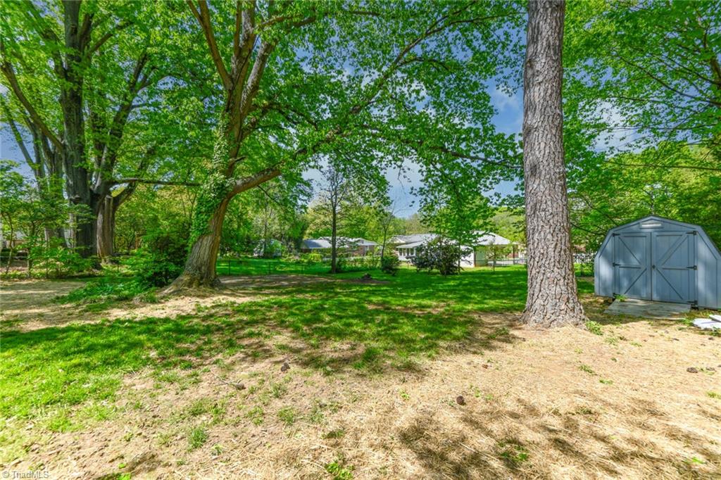 1804 Efland Drive, Greensboro, North Carolina image 31