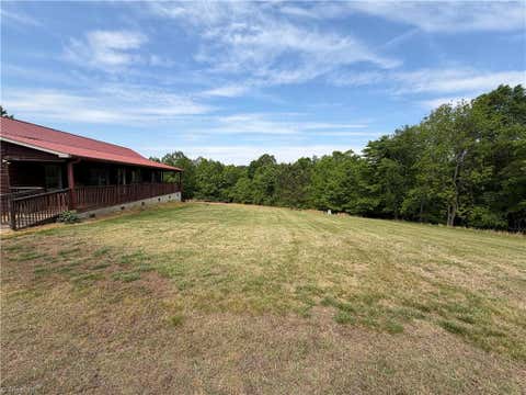 Homes For Sale - 202 Roby Fulk Road<br/> Pinnacle, NC 27043