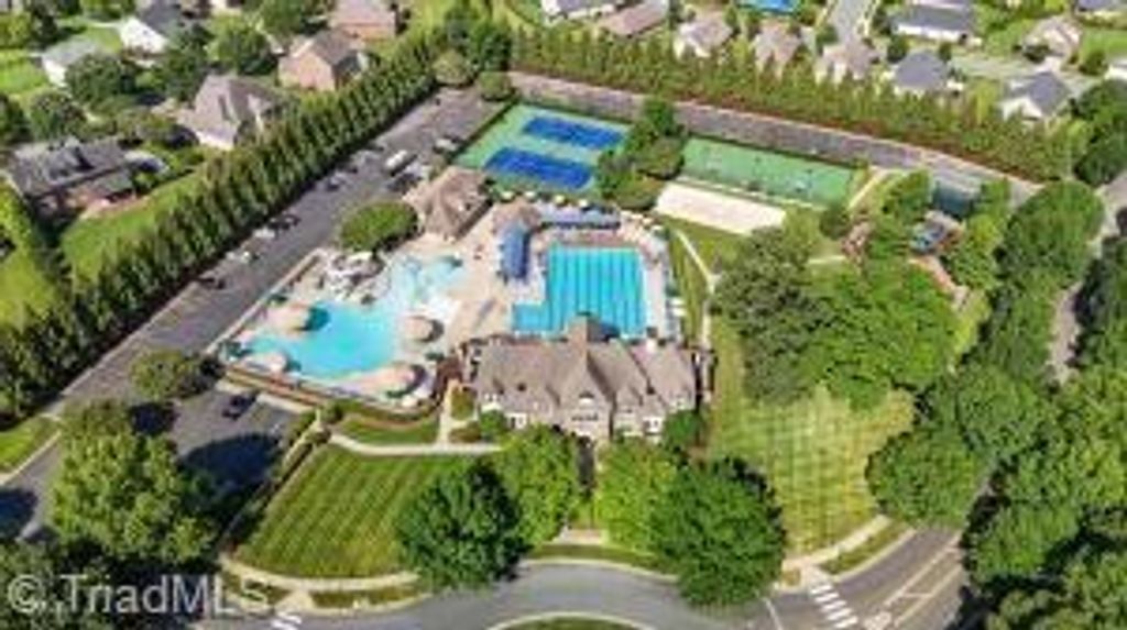 Photo of 4458 Bonnie Loch Drive, Burlington, NC 27215 (MLS # 1225157)