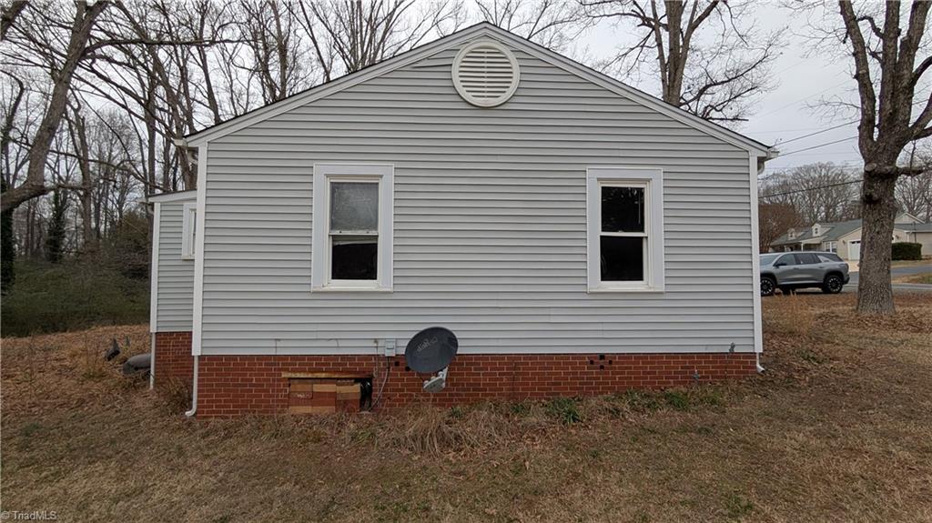 1910 Old Farmer Road