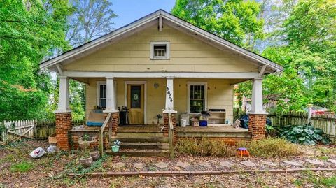 Photo of 5604 Tomahawk Drive, Greensboro, NC 27410 (MLS # 1198678)