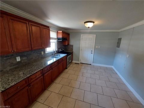 Homes For Rent - 506 Player Drive<br/> High Point, NC 27260