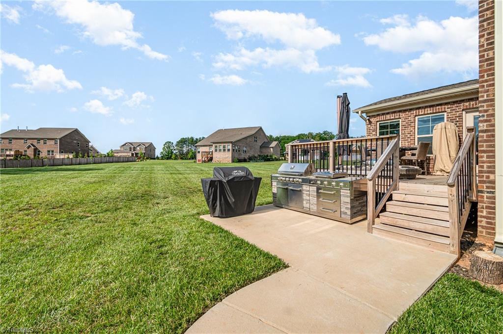 6006 Tanoak Court, Stokesdale, North Carolina image 4