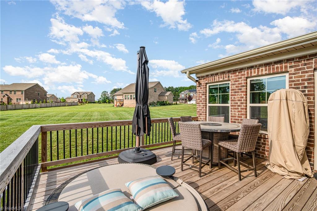 6006 Tanoak Court, Stokesdale, North Carolina image 3