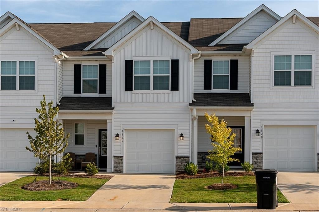 Photo of 1826 Pheasant Trace Circle, Kernersville, NC 27284 (MLS # 1236300)