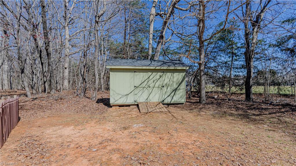 5717 Wagon Farm Road, Efland, North Carolina image 38