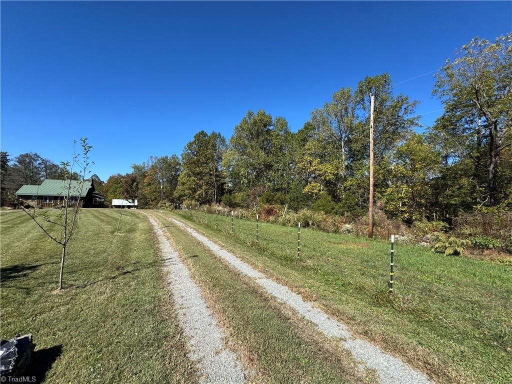 Photo of 9924 NC 268, Elkin, NC 28621 (MLS # 1199527)