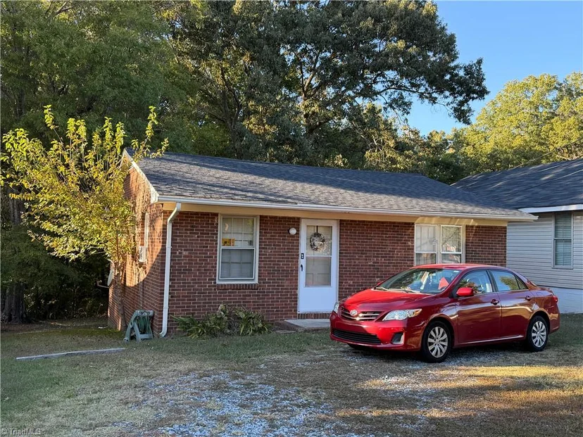 311 Avery Avenue, photo 1 of 1