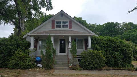 Homes For Sale - 820 Walker Street<br/> Reidsville, NC 27320