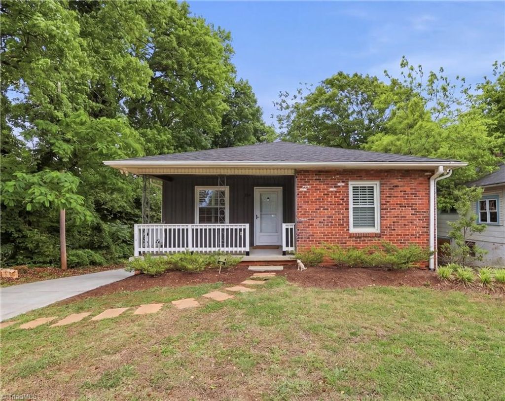 Photo of 504 4TH Street, High Point, NC 27260 (MLS # 1218954)