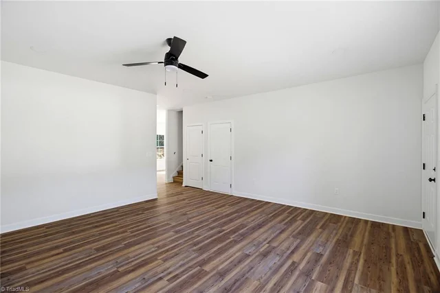 328 Stratford Road, photo 4 of 25