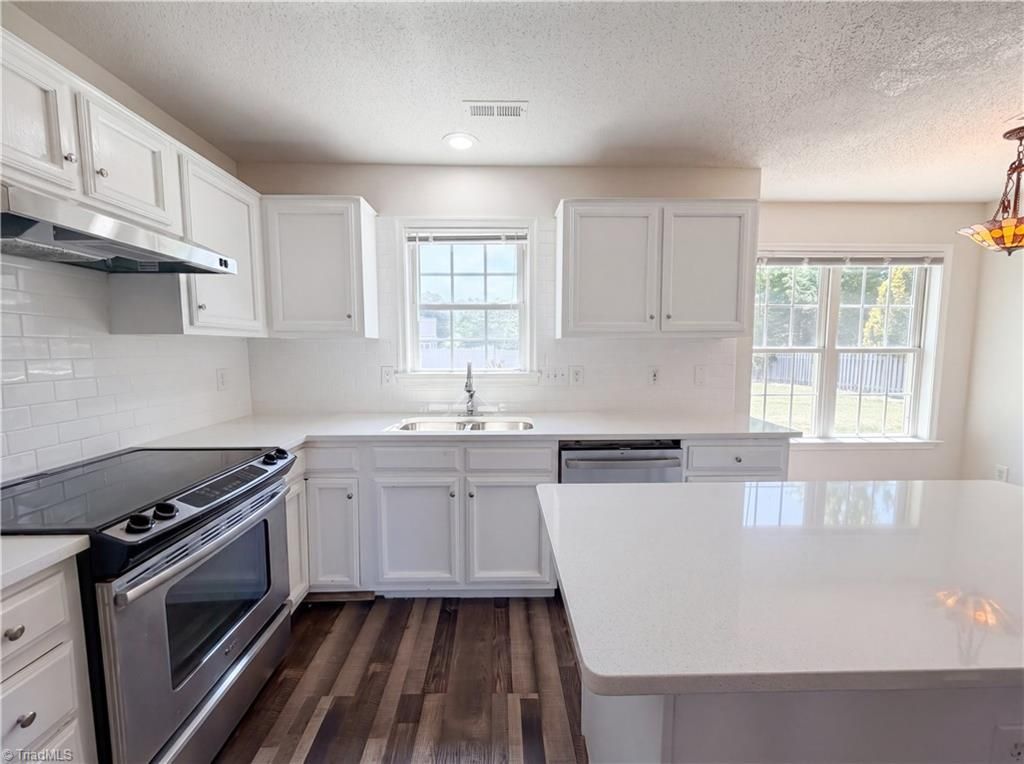 Photo of 135 Brookgreen Court, Kernersville, NC 27284 (MLS # 1218997)