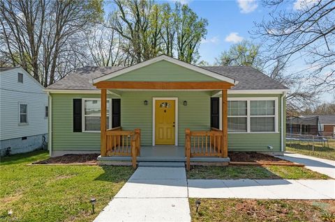Homes For Sale - 503 Carroll Street<br/> Reidsville, NC 27320